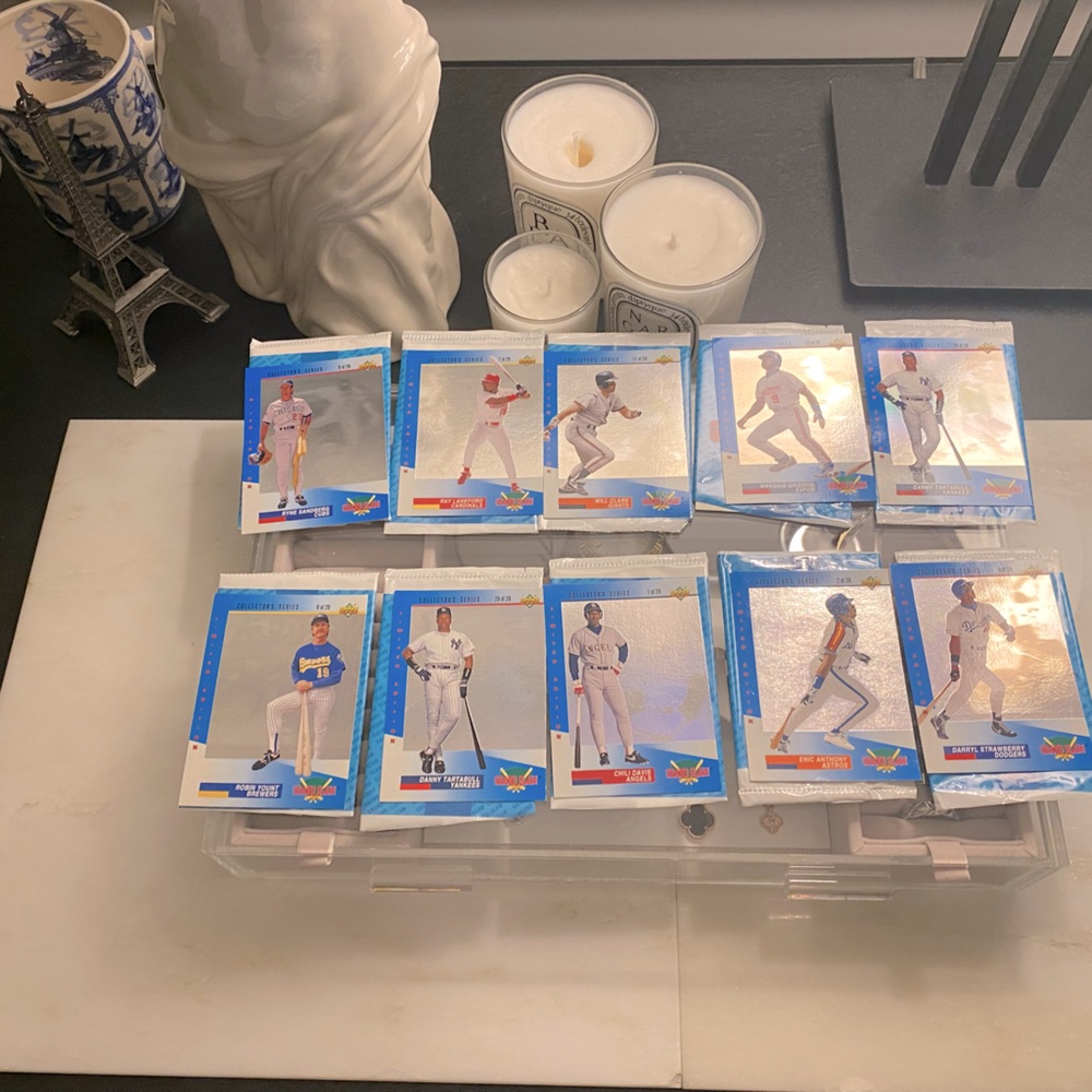 VINTAGE 1990s BASEBALL CARDS